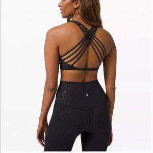 Lululemon Free to Be Sports Bra